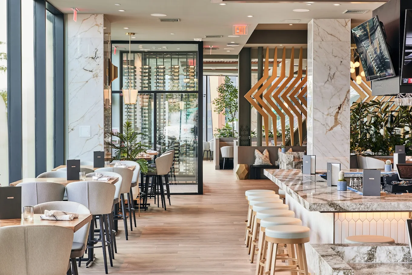 Moxies Boston Review: Stylish Dining in the Seaport